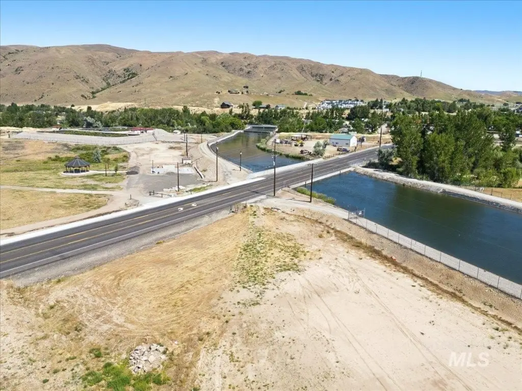 Picture 6