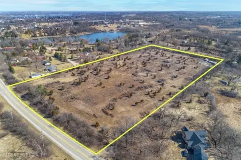 Wauconda Land Parcel: 12.5 Acres