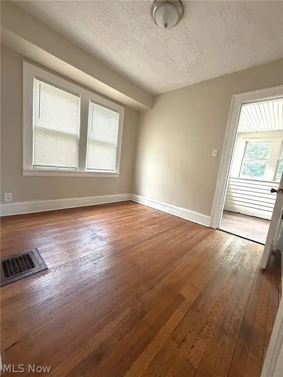 Picture 15