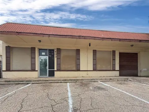 Haltom City Warehouse with Offices