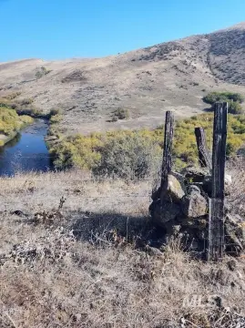 20 Acre Building Parcel