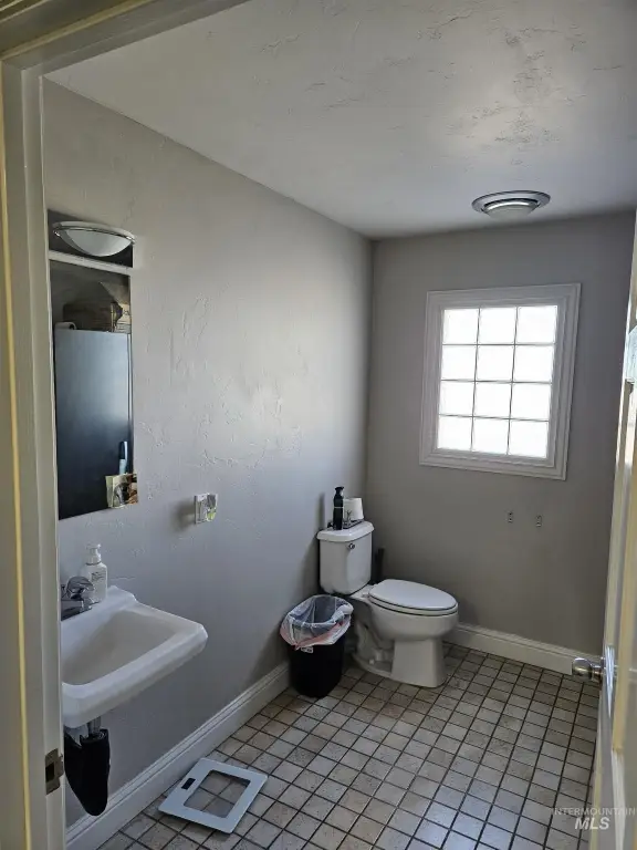 Picture 19