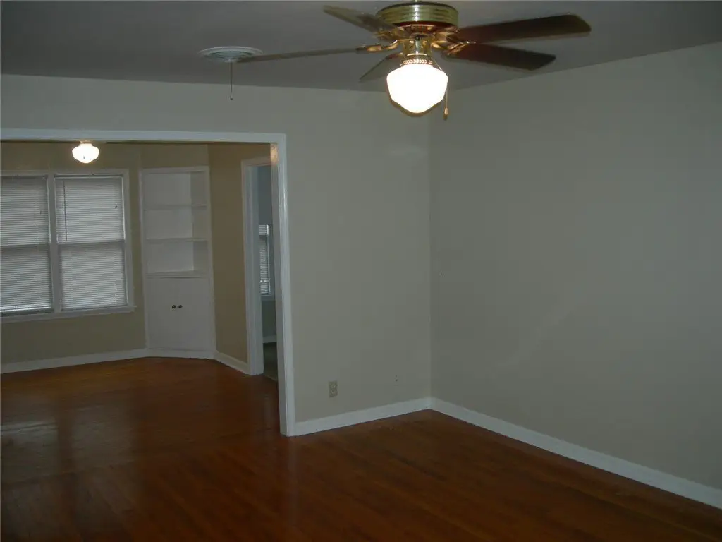 Picture 12
