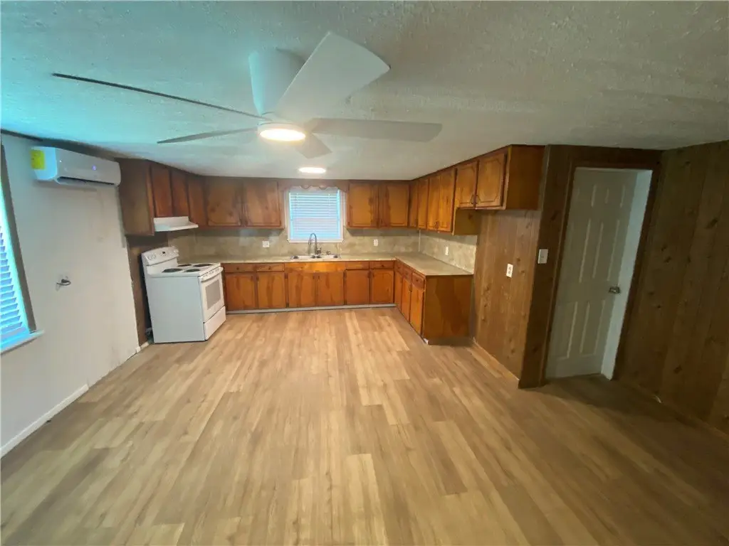 Picture 30