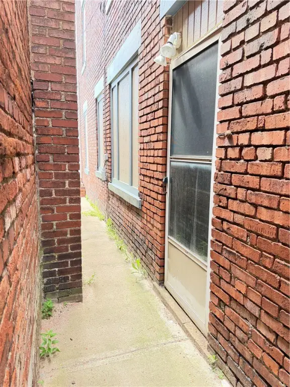 Picture 4