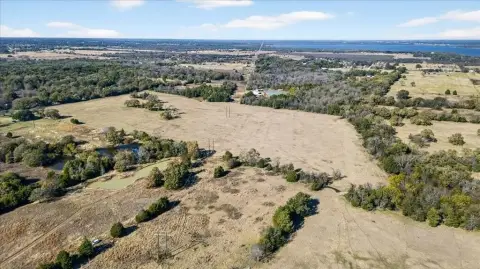 30.4 Acres Near Cedar Creek Lake
