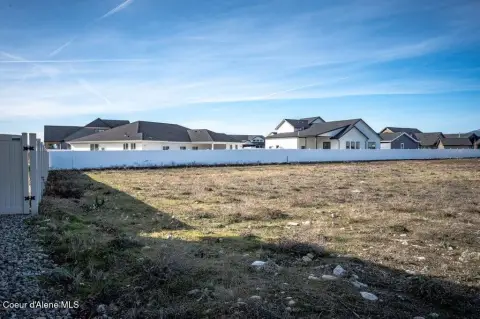 Residential Lot in Green Meadows