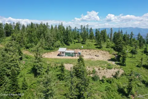 Remote Hunter's Paradise Land