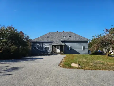 Updated 5-Unit Apartment Building