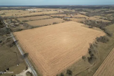 22.8 Acres Near Aurora, MO