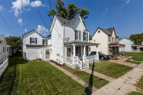 Duplex with Detached Garage