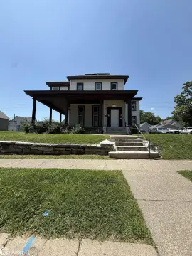 5-Unit Apartment Building