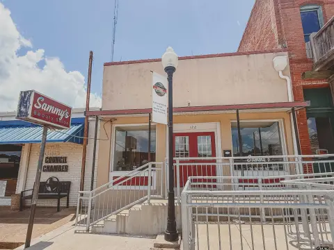 Historic Building in Grand Saline