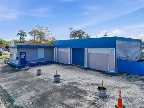 Auto Shop with Vehicle Lift