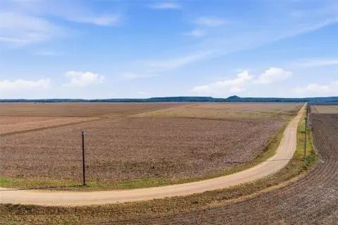 208 Acres of Farmland