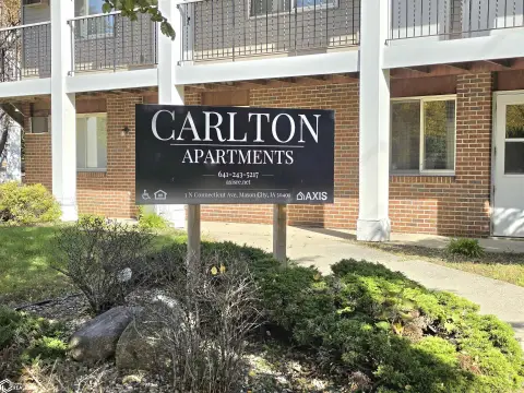 5-Unit Apartment Building