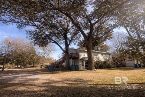 Elberta Fourplex Apartment Building