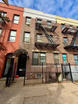 6-Unit Brick Apartment Building