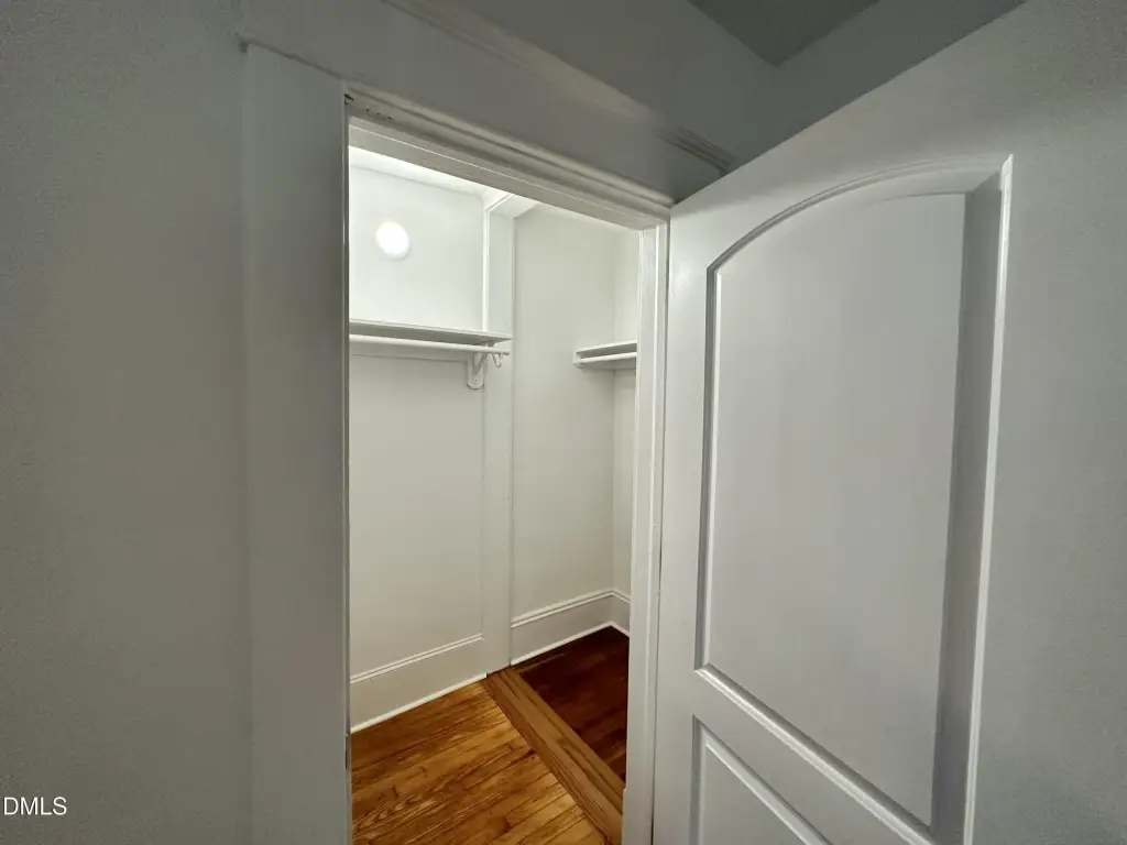 Picture 30