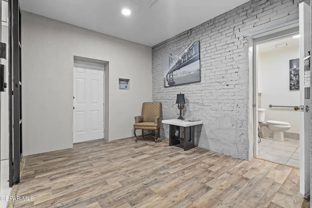 Picture 18