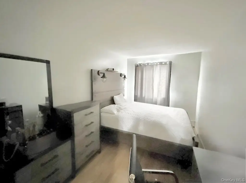 Picture 12
