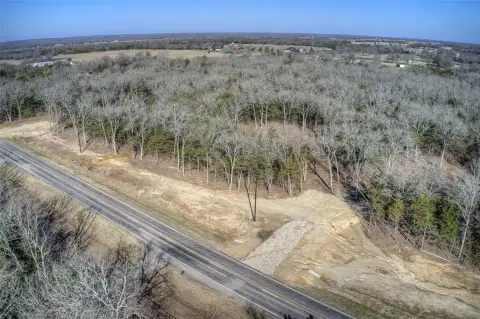 Secluded 3-Acre Homesite in Lone Oak
