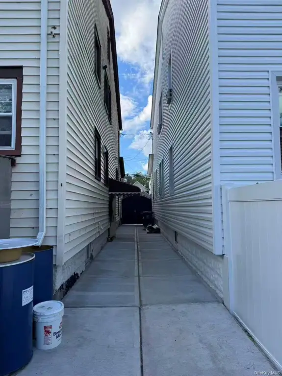 Picture 25