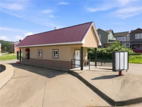 Drive-Through Restaurant Building