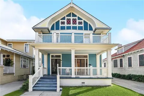 Craftsman Duplex with Original Details