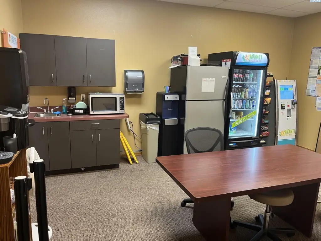 Picture 11