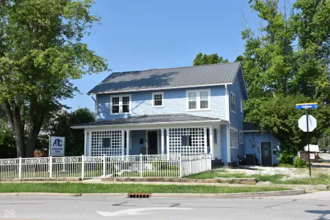 Downtown Mooresville Office with Visibility