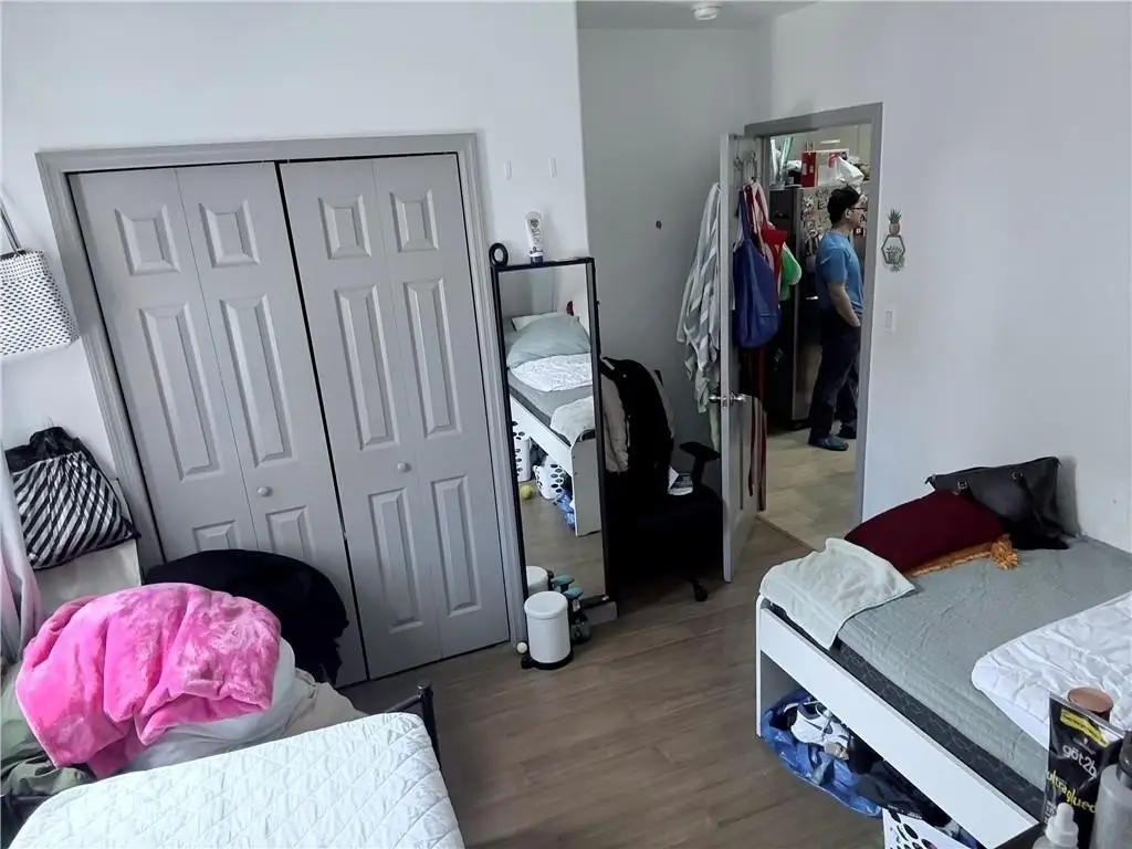 Picture 30