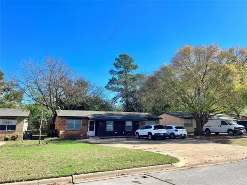 Arlington Duplex Near University