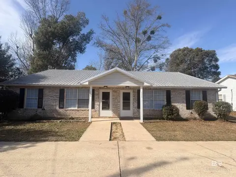 Remodeled Duplex in Foley, Alabama
