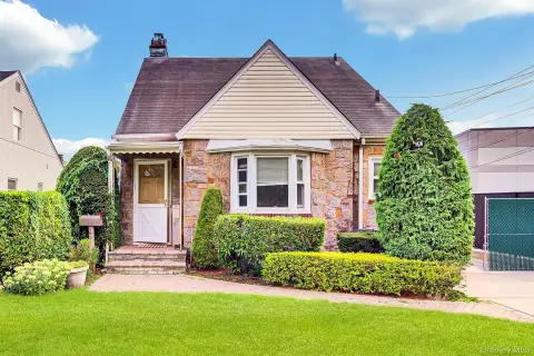 Duplex With Detached Garage