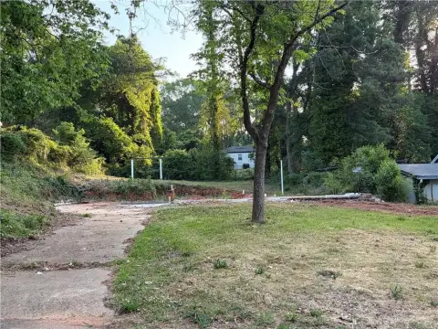 Residential Lot Near East Atlanta