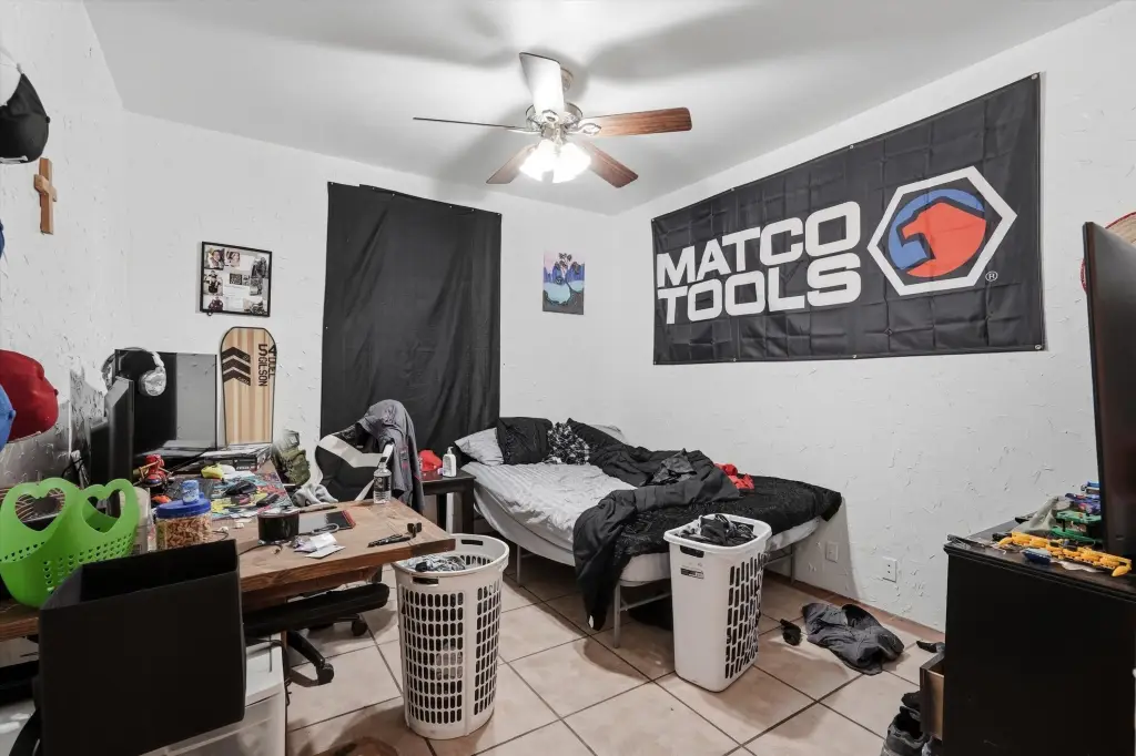 Picture 38