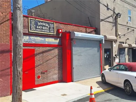 Bay Street Commercial Investment Opportunity