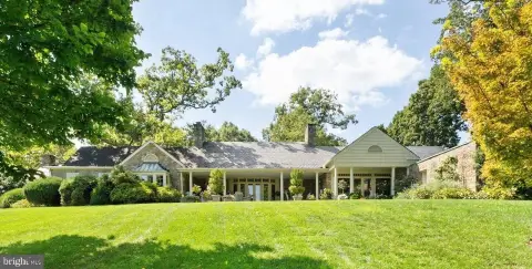 Spacious Land with Equestrian Facilities