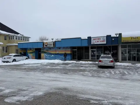 Commercial Plaza with Income Potential