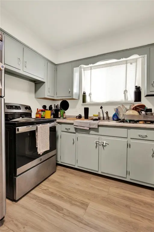 Picture 10