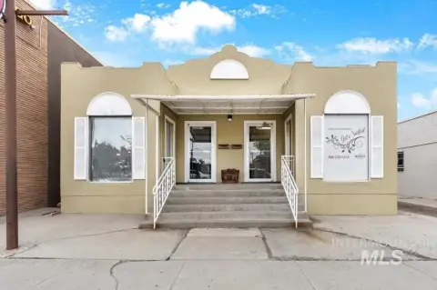 Mixed-Use Building in Downtown Ontario