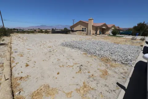 Entitled Land in Desert Hot Springs