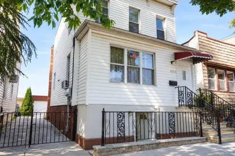 Detached Duplex with Garage