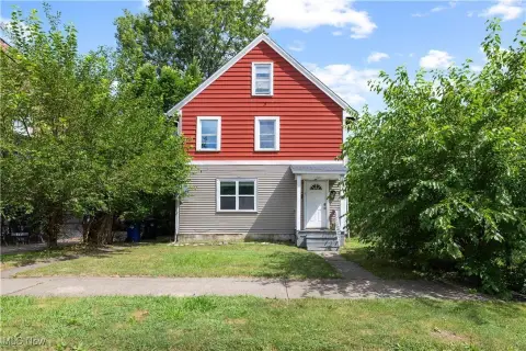 Updated Triplex in Cleveland's Cudell