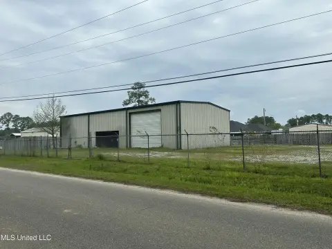 Light Industrial Warehouse