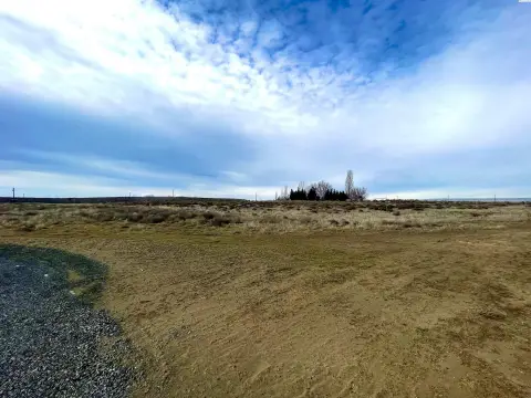 Residential Land with River View