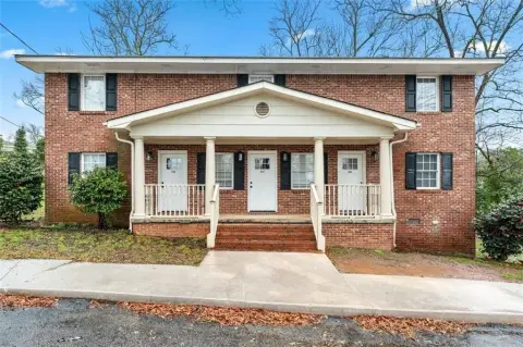 Renovated Multifamily Investment in Covington