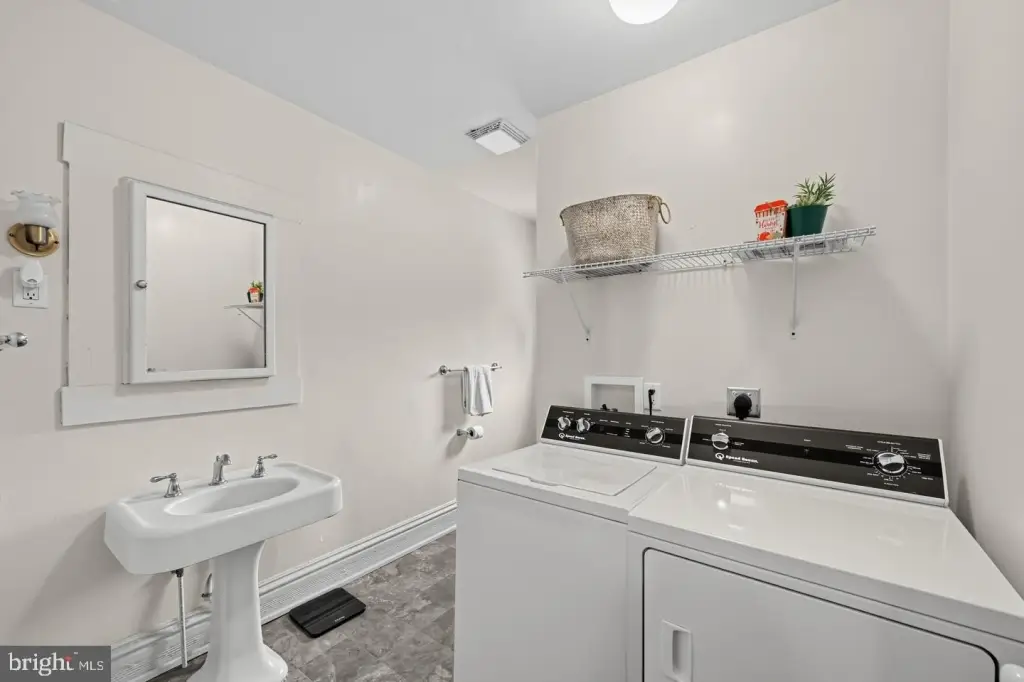 Picture 30
