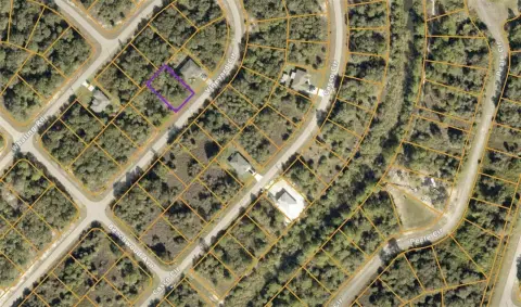 Residential Land in North Port